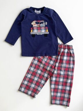 DELANEY EUC Boys Christmas Dog in Truck Plaid Appliqué Set